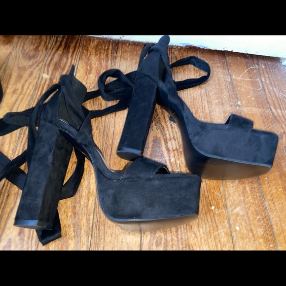 Boohoo, Black, Size 9, 5.5 inch Lace-up Platform Heels - Picture 6 of 7